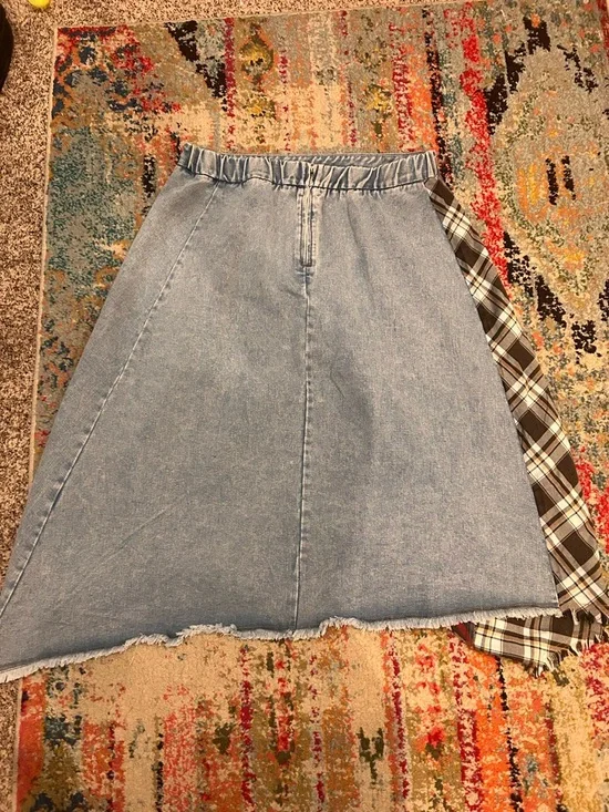 Denim & Plaid Patch Skirt - Picture 3 of 4